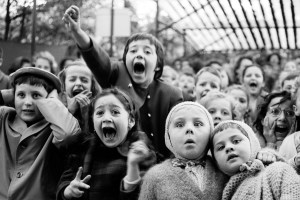 paris 1963 watching Saint George and the Dragon outdoor puppet theater_Getty