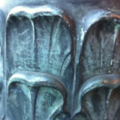 pattern texture old world lamp post