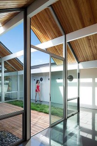 thumbs_39972-ER1[3].jpg.0x1064_q90_crop_sharpen