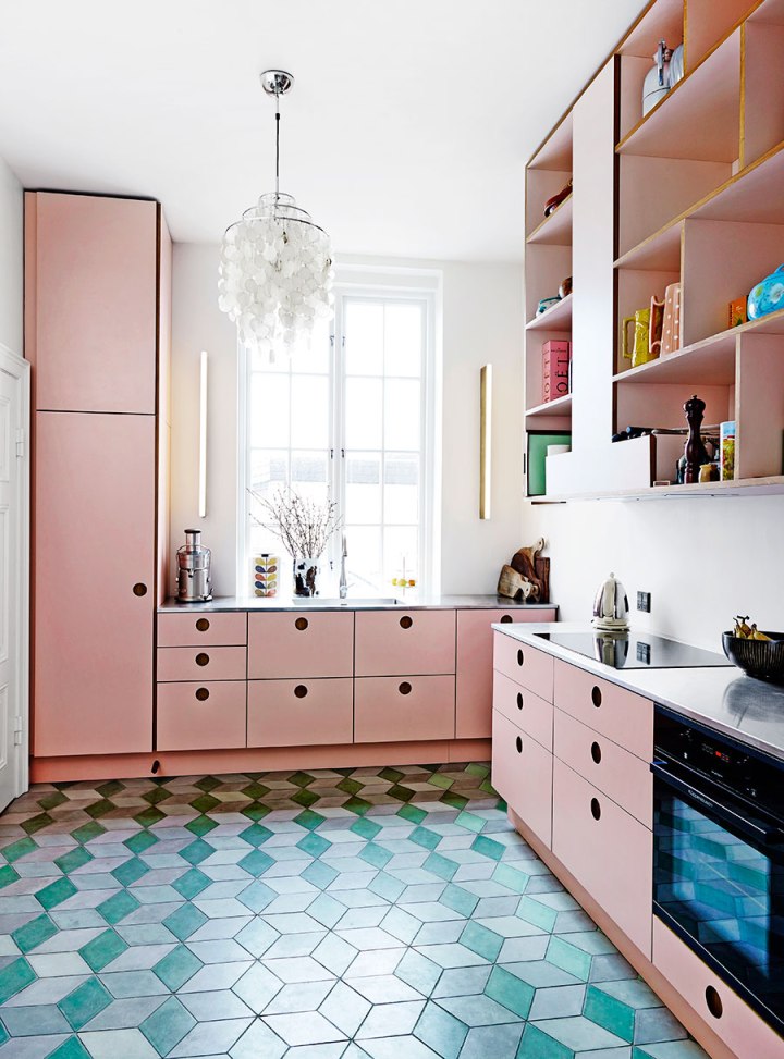 a-super-fun-pink-kitchen