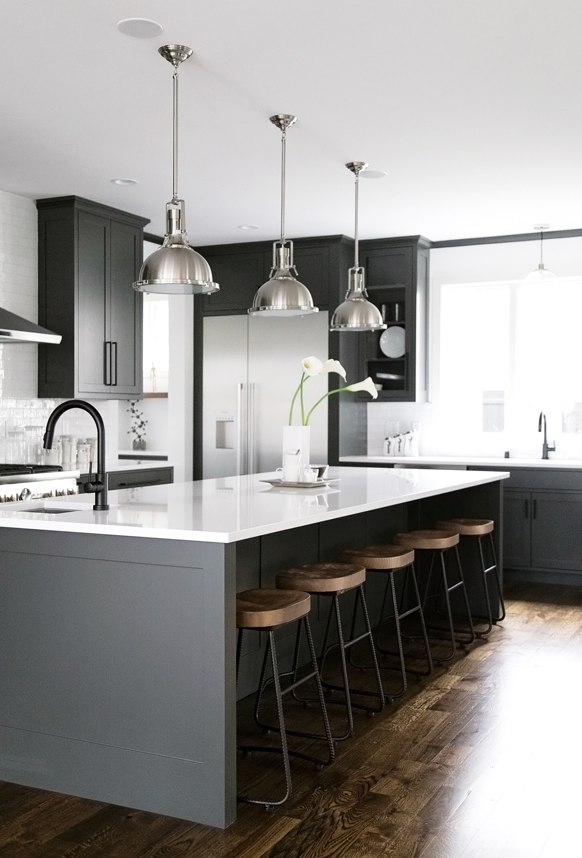dark-grey-kitchen.jpg