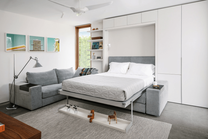 axiom desert house 13