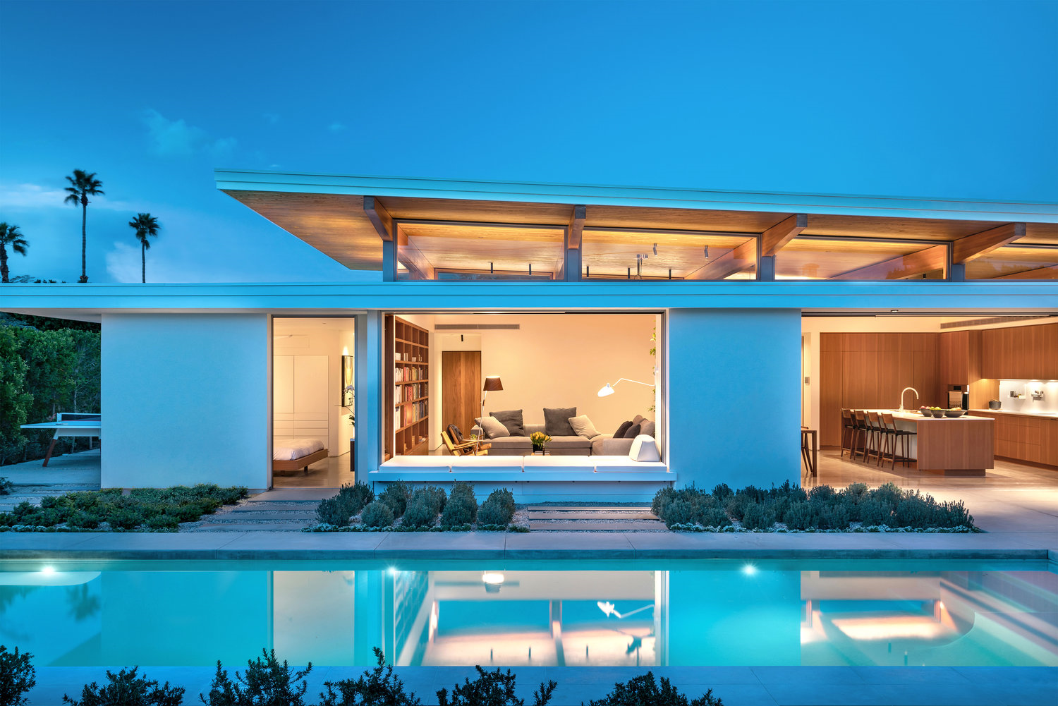 axiom desert house 6